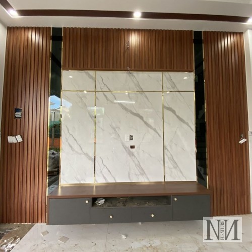 Ốp vách tivi bằng tấm giả đá và tấm lam sóng vân gỗ, Tạo điểm nhấn nhá cho bức tường.